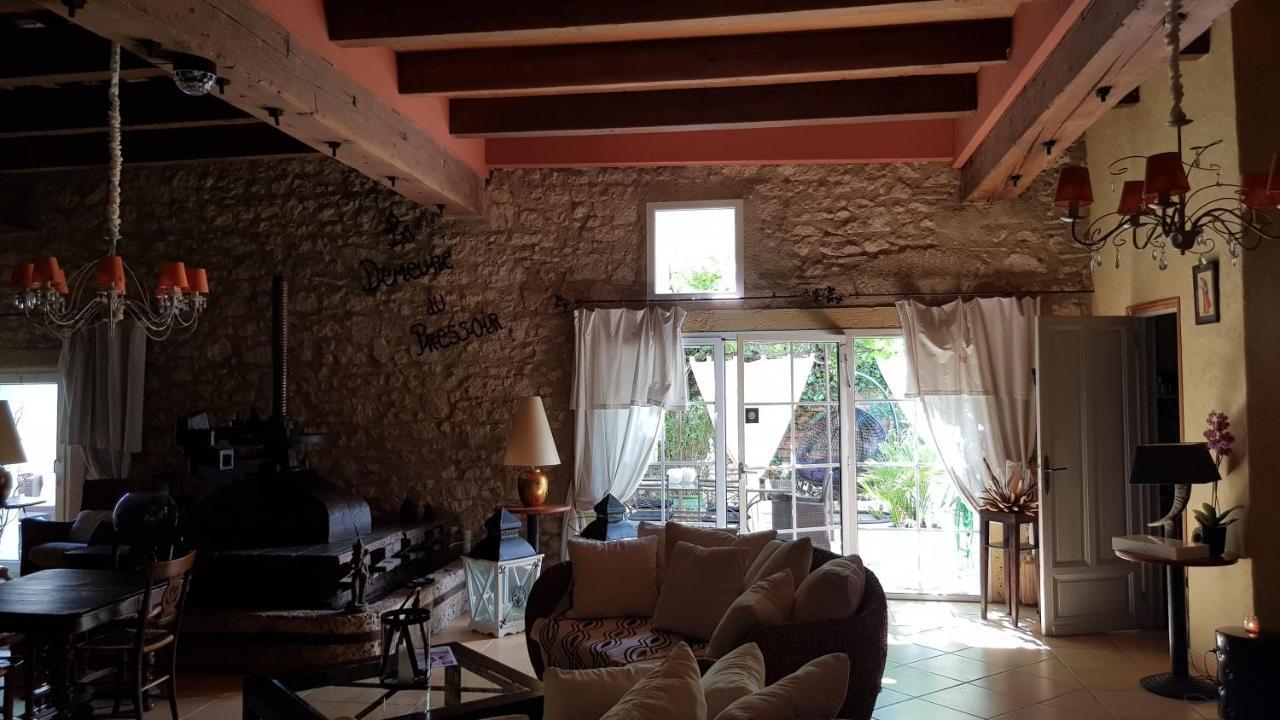 Bed and Breakfast La Demeure Du Pressoir Cuxac-dʼAude Exterior foto