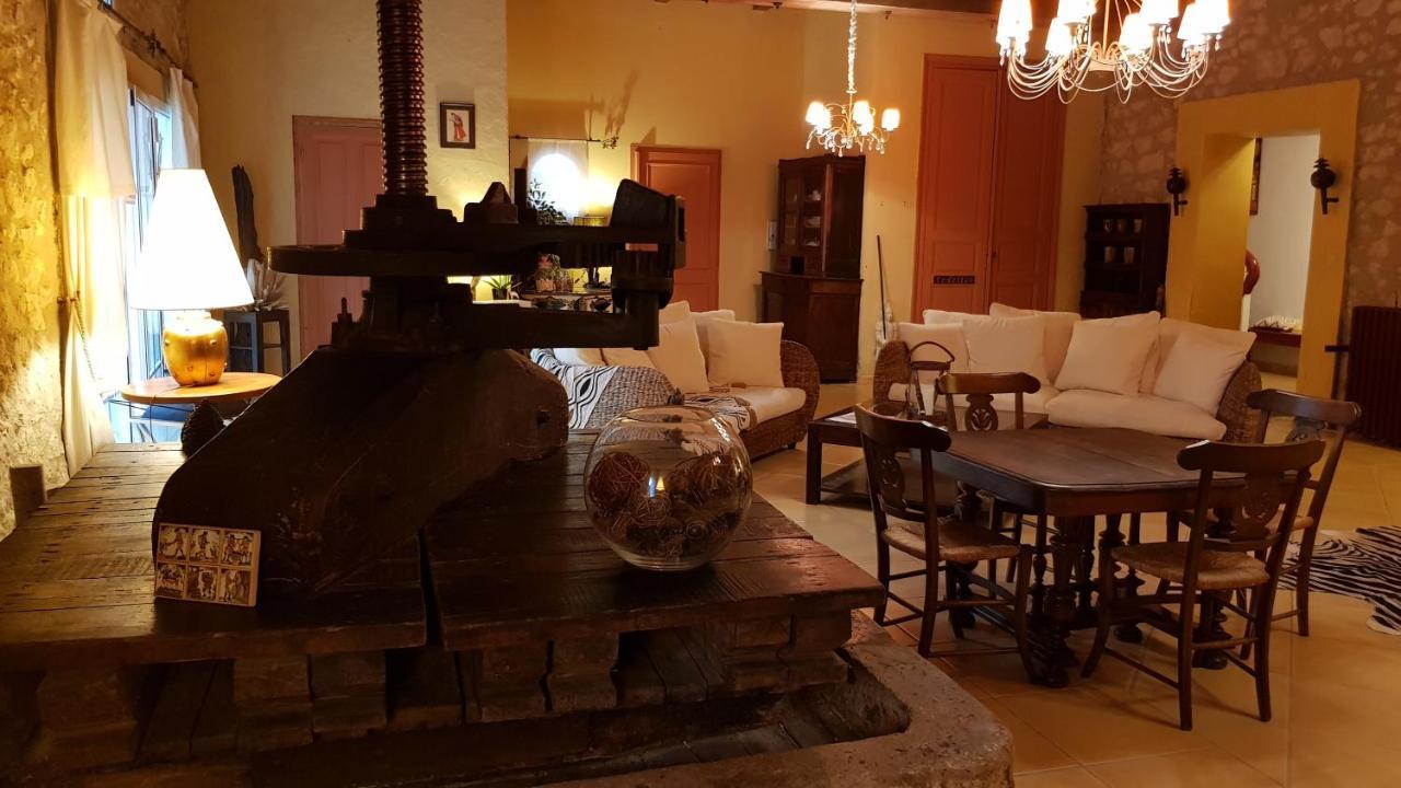 Bed and Breakfast La Demeure Du Pressoir Cuxac-dʼAude Exterior foto